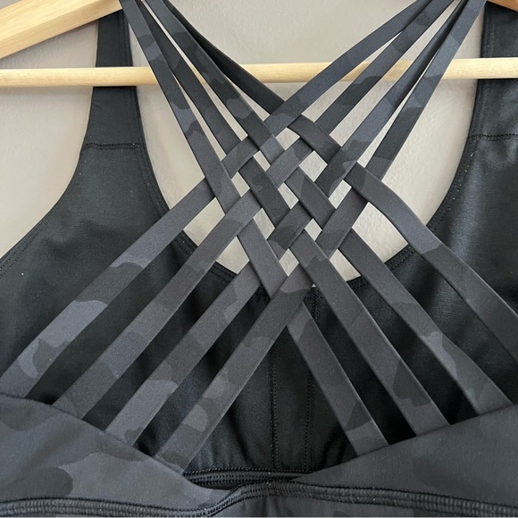 Lululemon Free To Be Moved Bra Medium Support A/B Cup Camo Deep Coal Sz 6 No Pad - Picture 7 of 13